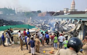 Read more about the article Loss Worth Lakhs Due To Fire In Ramsevakpuram – Ayodhya News