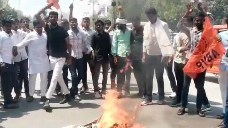 Read more about the article UP: Rana Sanga reached Ramnagri, the statement of SP MP’s statement, ABVP workers burnt effigy … shouted slogans