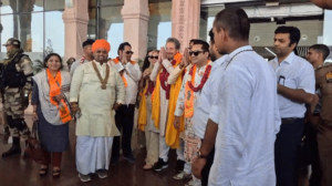 Read more about the article Ayodhya: Ayodhya will visit Ayodhya, Ramlala with Allen Musk’s sister