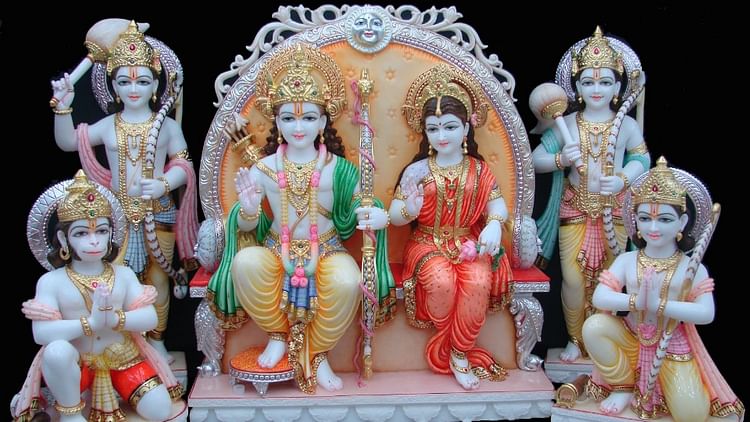 Read more about the article Ayodhya ram mandir the idol of ram darbar is carved on a 40-year-old marble stone-Amar Ujala Hindi News Live