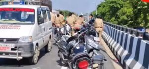 Read more about the article Ayodhya: Mother and daughter died in a road accident, father and son were going to visit Ram temple with a new bike