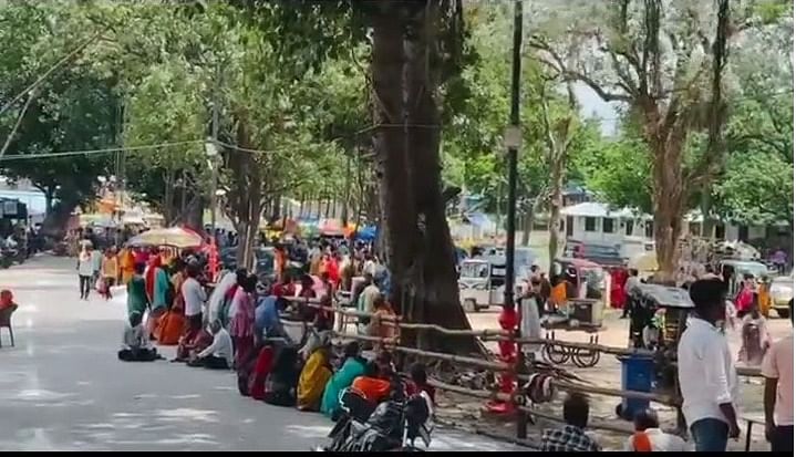 Read more about the article Ayodhya: Jhulanotsav fair will start on Maniparvat from tomorrow, millions of devotees from across the country hope to arrive